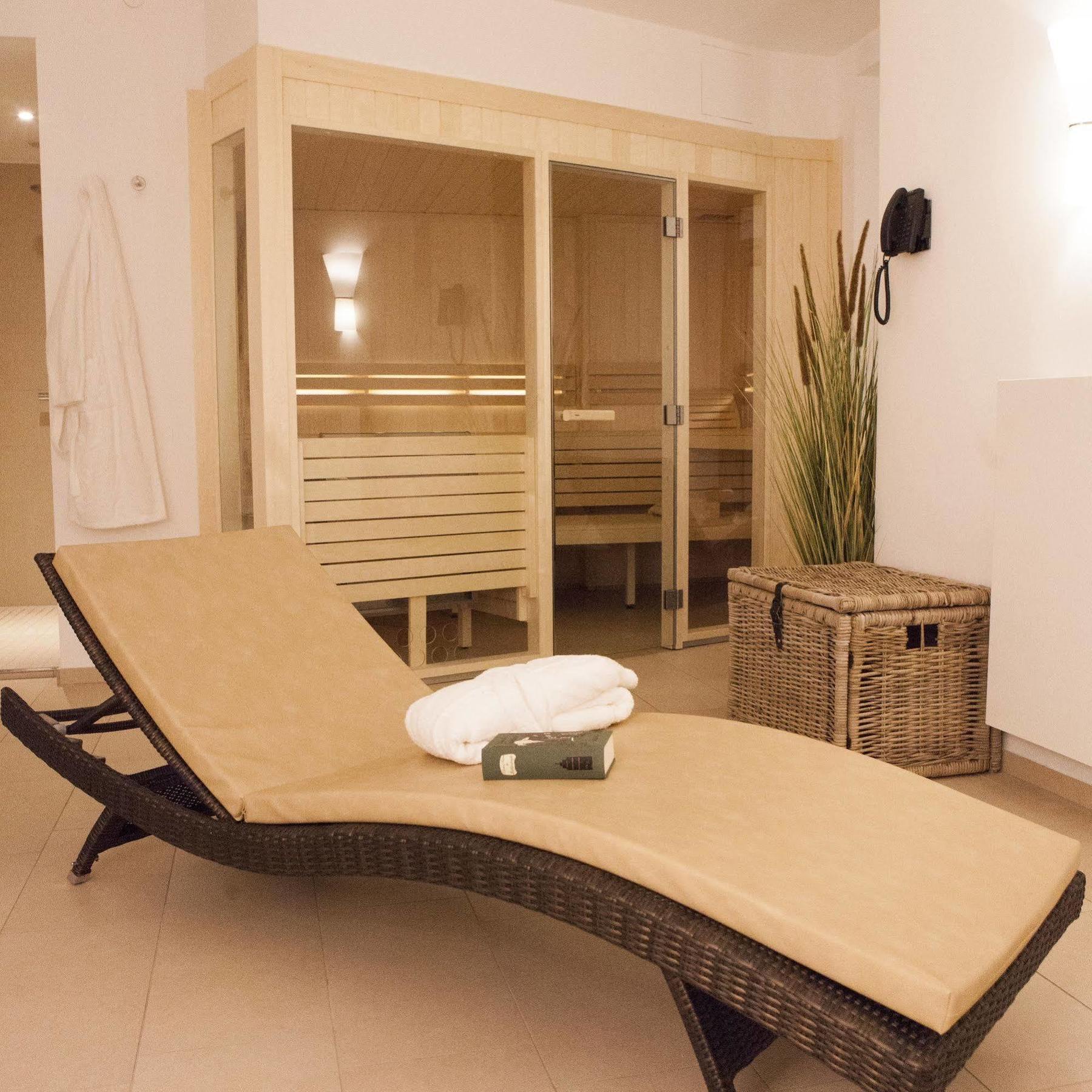 Hotel Hafenspeicher Leer Luaran gambar