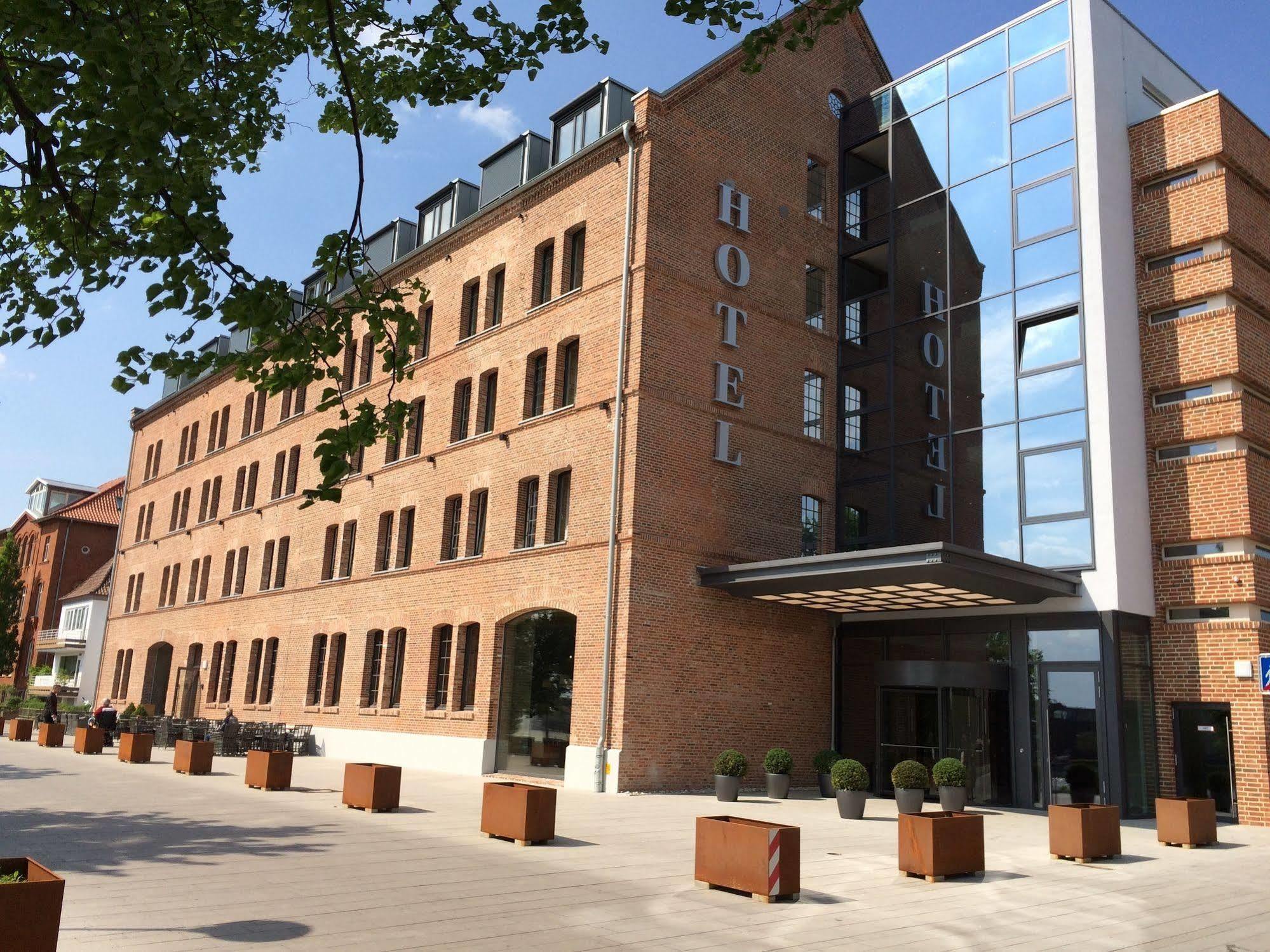 Hotel Hafenspeicher Leer Luaran gambar